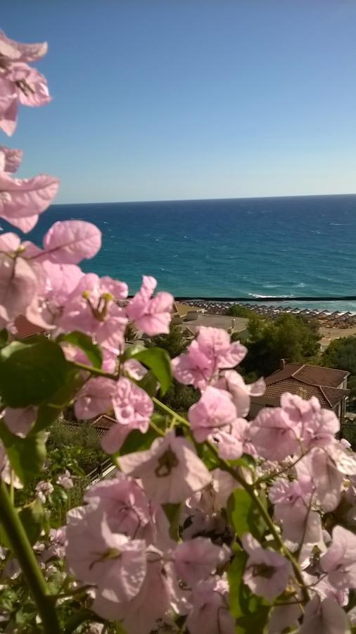 Villa Sunset Paralia Vrachou Luaran gambar